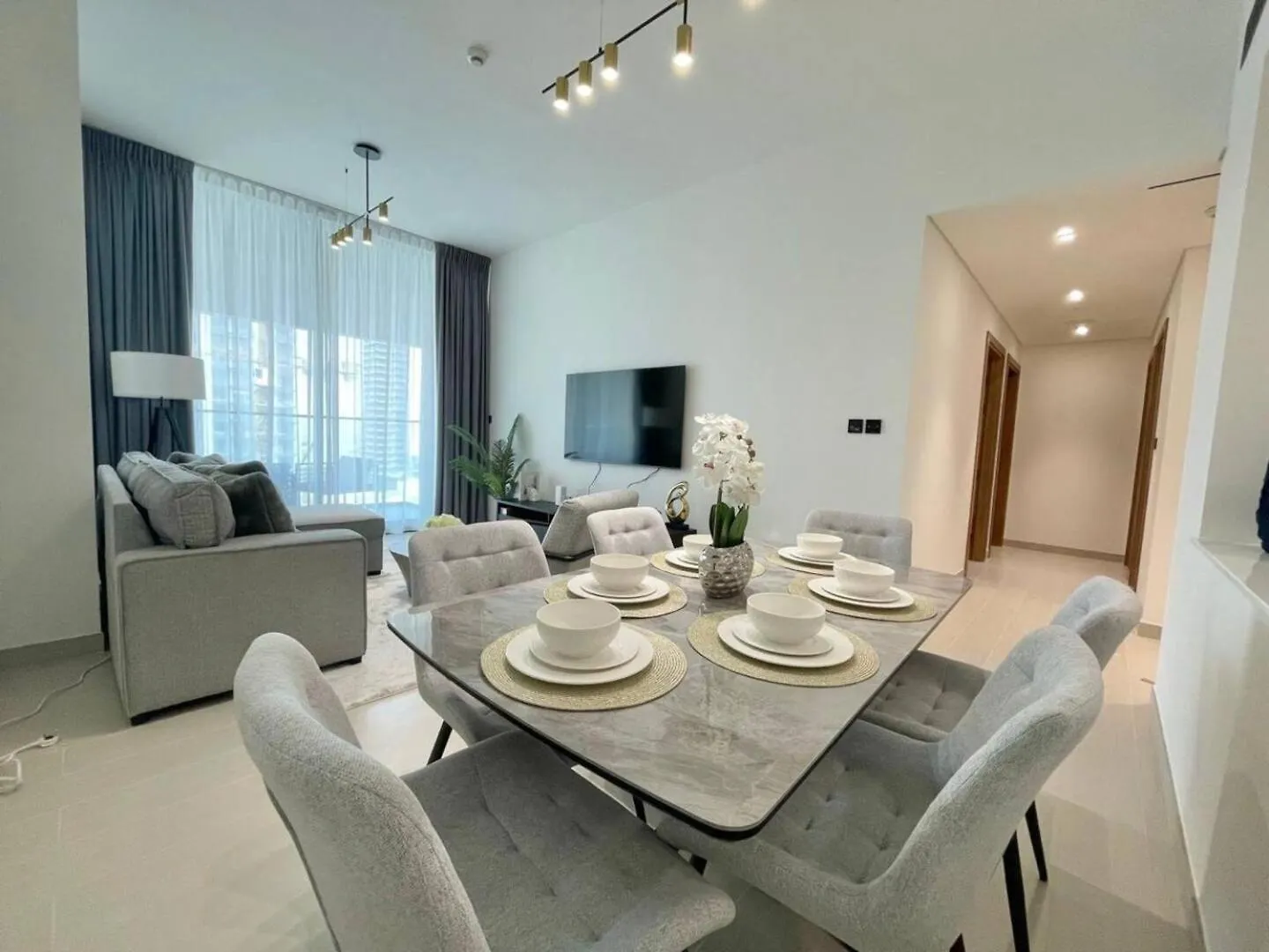 Brand New Cozy 2Br Apartment In Jvc With Balcony Dubai United Arab Emirates