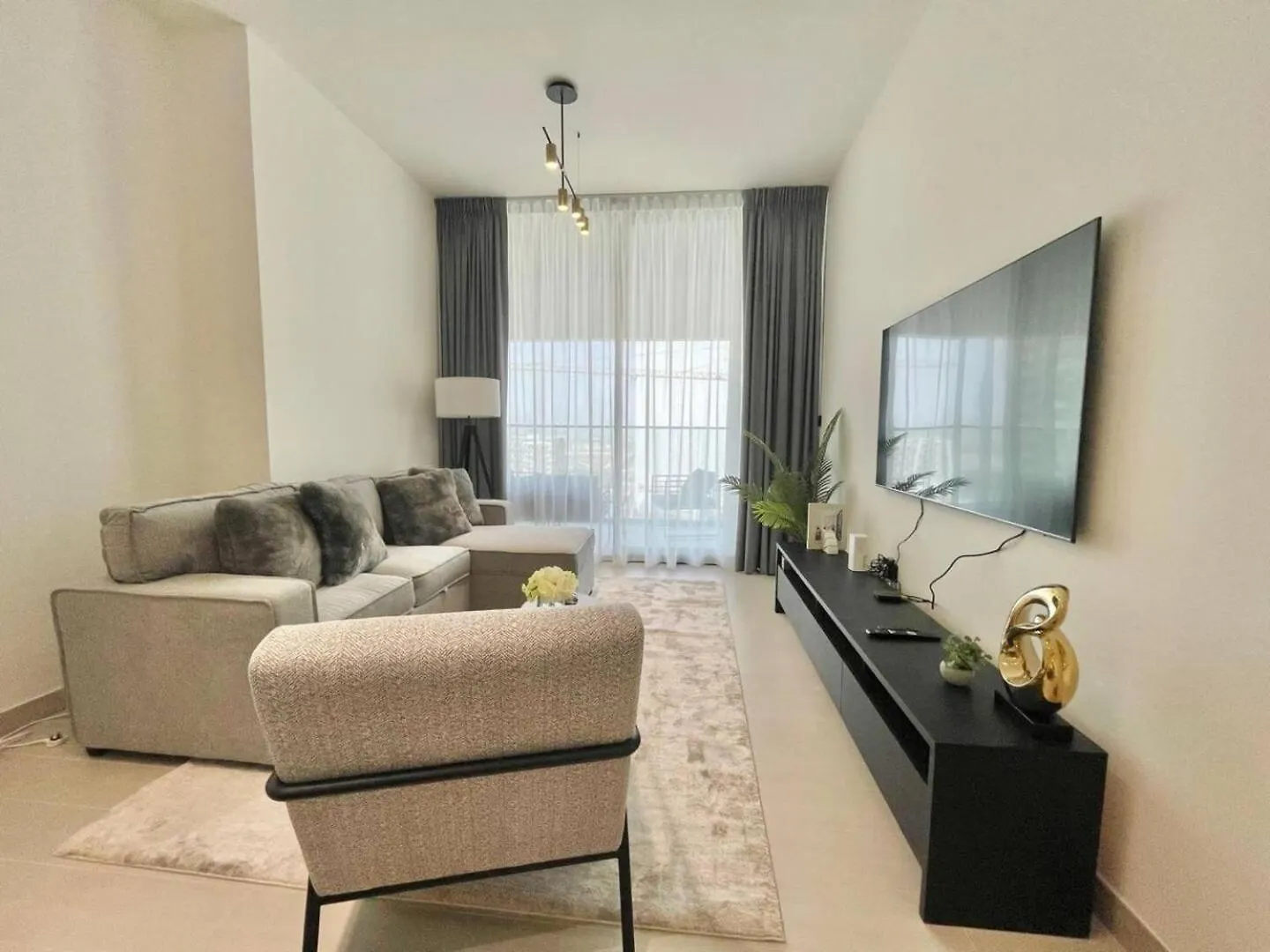 Brand New Cozy 2Br Apartment In Jvc With Balcony Dubai