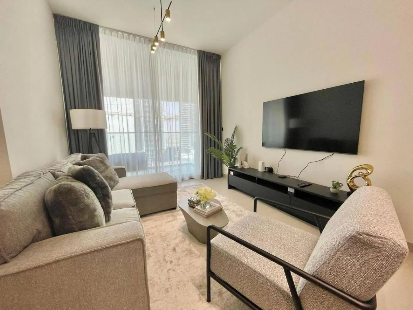 Brand New Cozy 2Br Apartment In Jvc With Balcony Dubai