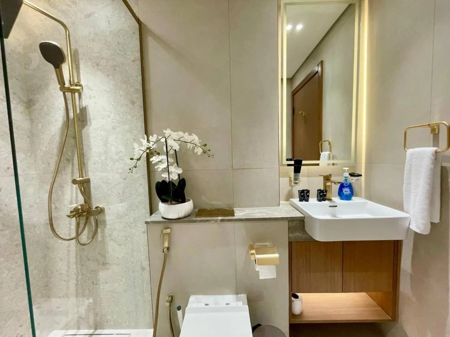 Brand New Cozy 2Br Apartment In Jvc With Balcony Dubai